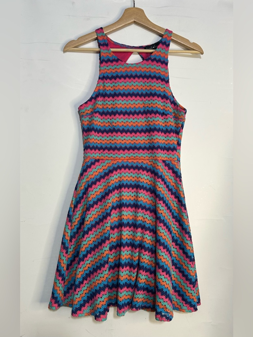 5 for $25🔥Derek Heart Rainbow Chevron Crochet Dress Girls Medium
